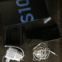 Samsung  Galaxy S10
