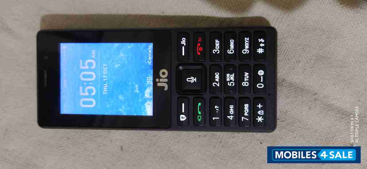 Jio  F220B