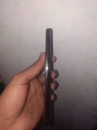 Vivo  Y69