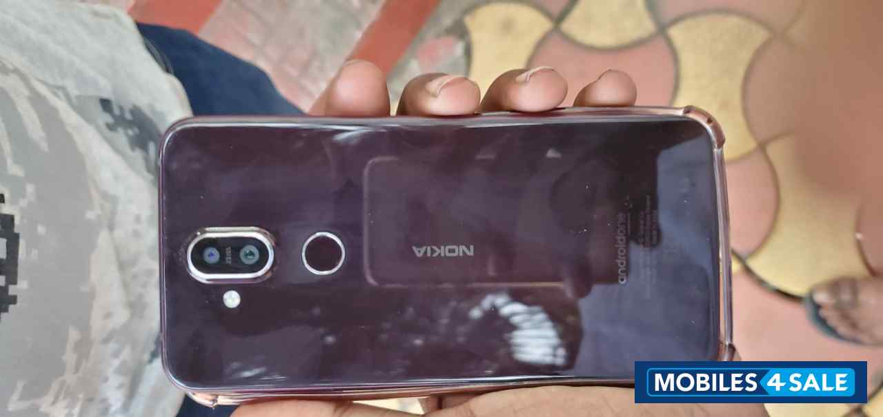Nokia  8.1