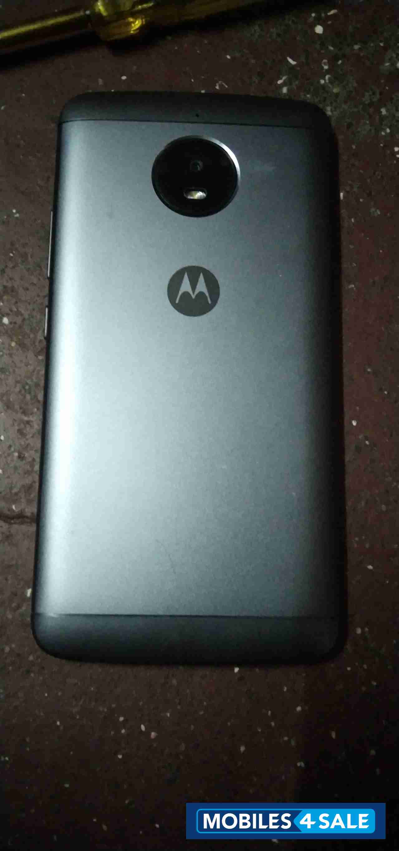 Motorola  Motorola e 4
