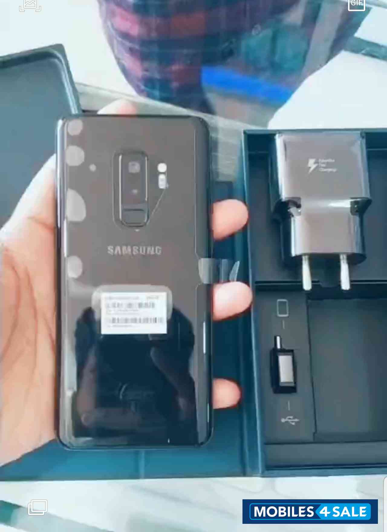 Black Samsung  Galaxy s9 plus 6 gb ram 64 gb rom 6 mnth
