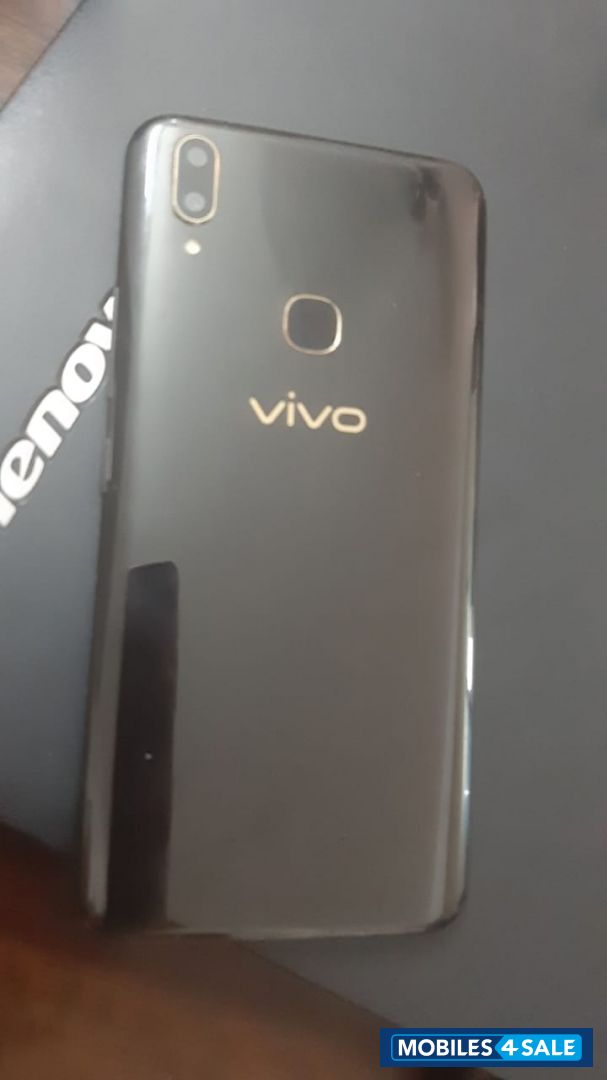 Vivo  V9