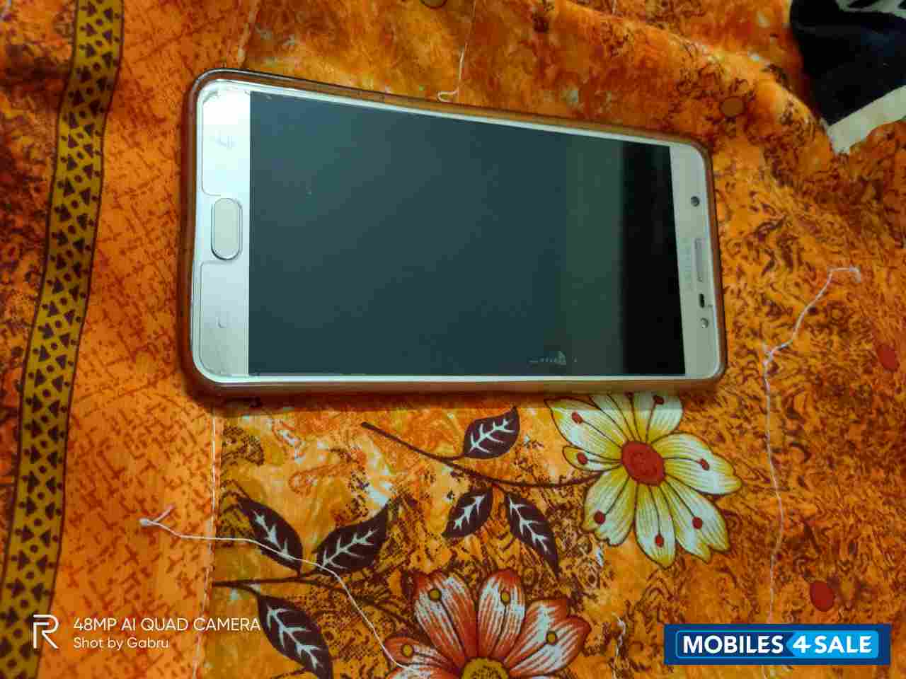 Samsung  Galaxy J7 Max