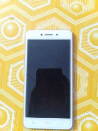Silver Oppo  A37