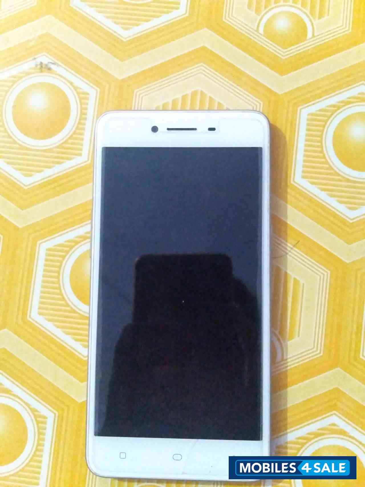 Silver Oppo  A37
