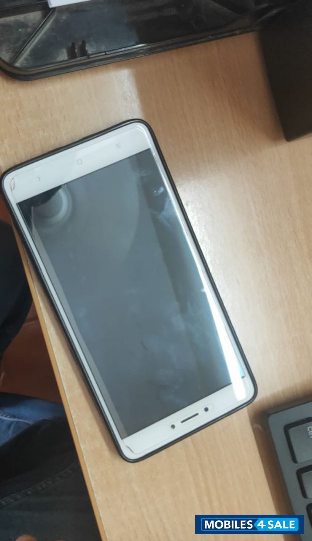 Xiaomi  Redmi note 4 (4gb 64 gb)