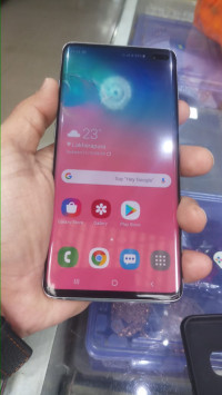Samsung  S10 plus