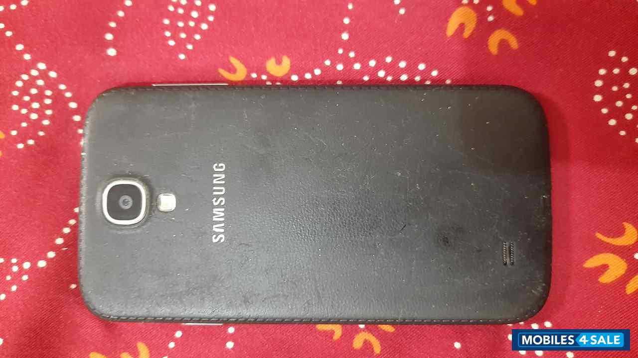 Black Samsung Galaxy S4