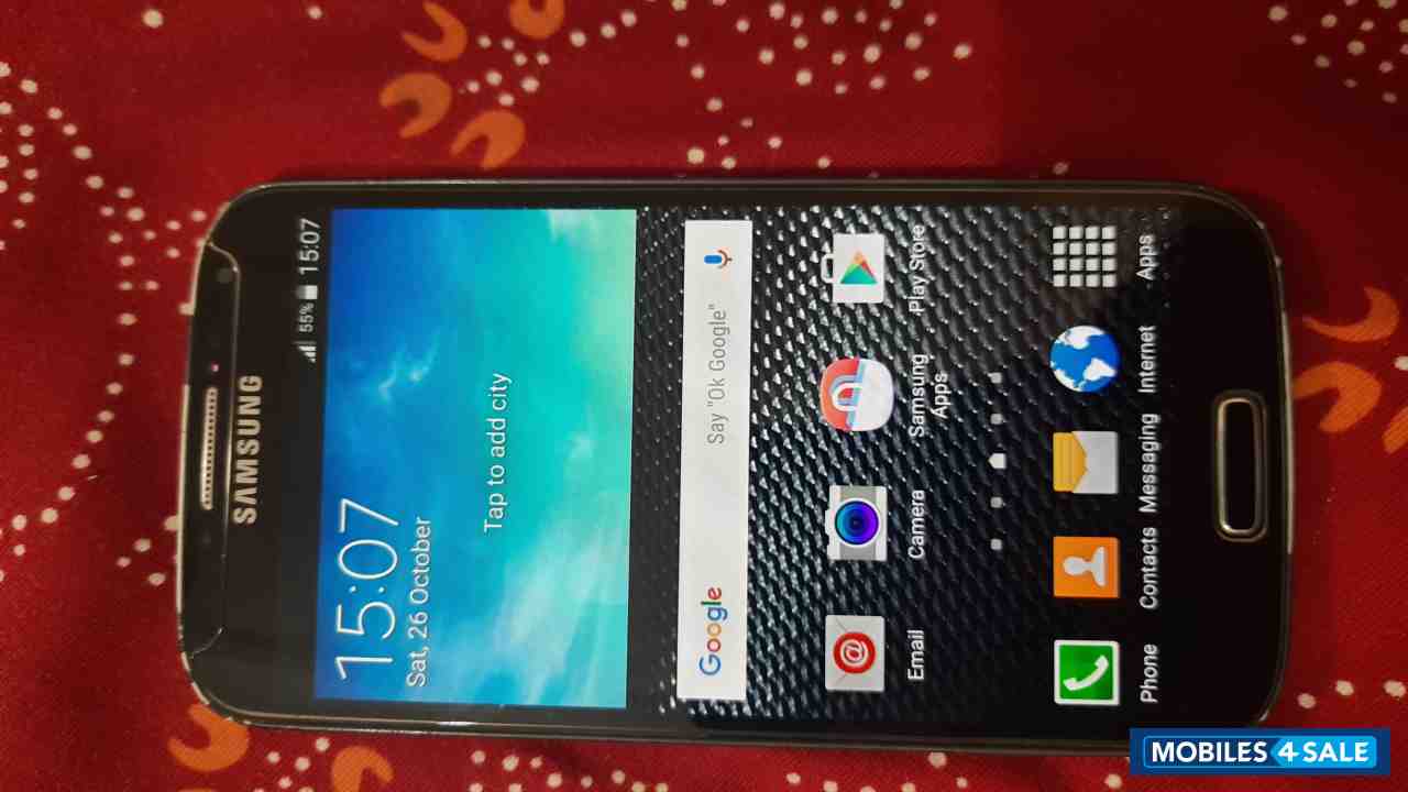 Black Samsung Galaxy S4