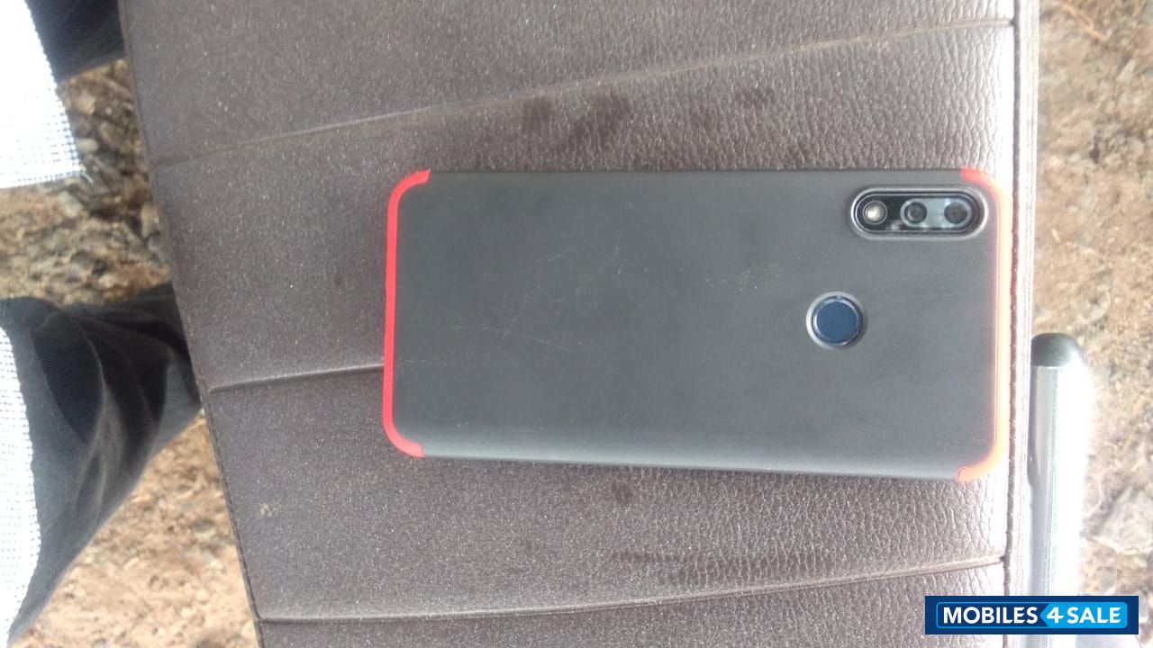 Asus  Zenfone max pro m2