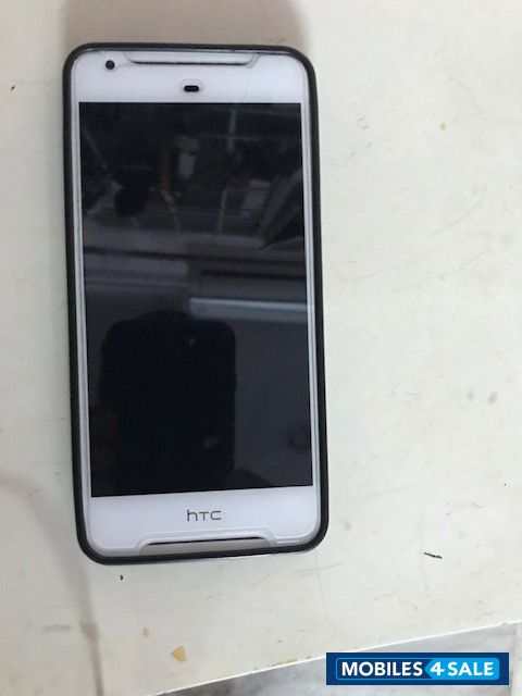 White HTC Desire 628 Dual SIM