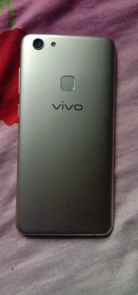Vivo  V7