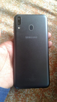 Samsung  m20