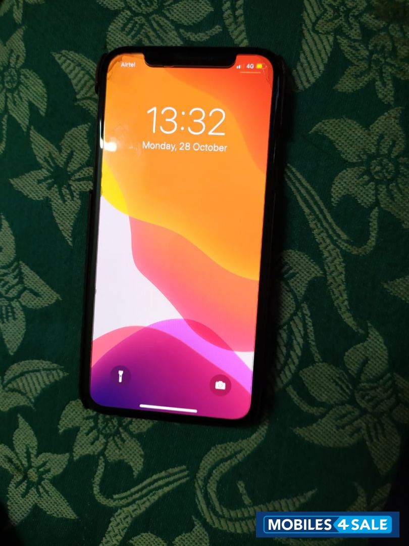 Black Apple  Iphone x