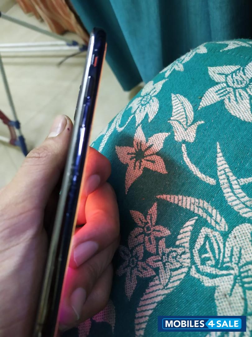 Black Apple Iphone x