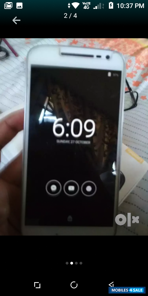 White Motorola  G4
