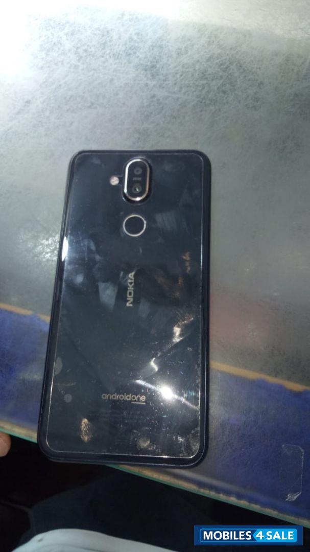 Nokia  8.1