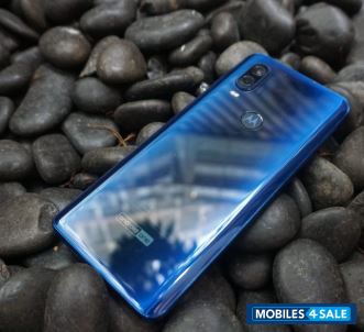 Motorola  One Vision