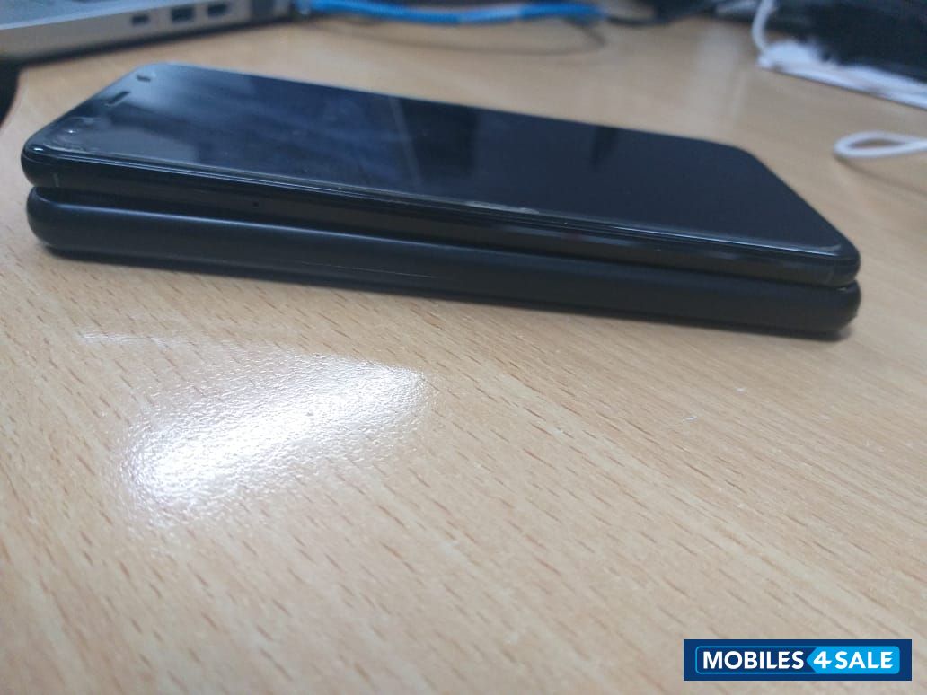 Black InFocus Vision 3 Pro Black InFocus Vision 3 Pro