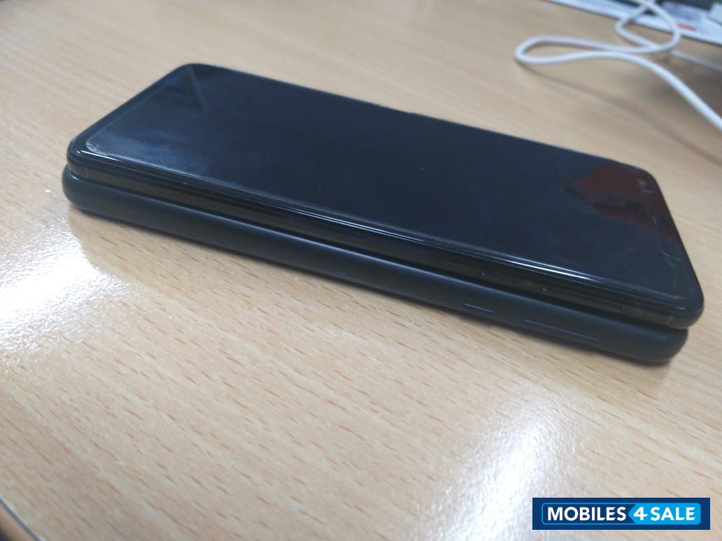 Black InFocus Vision 3 Pro Black InFocus Vision 3 Pro