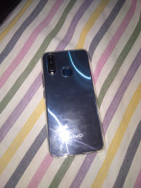Vivo  Vivo y17