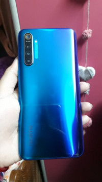 Realme  Xt