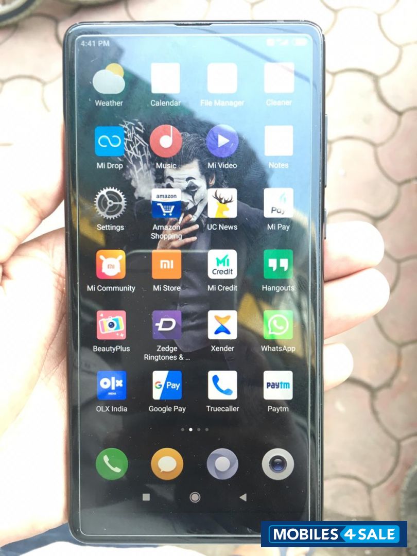 Black Xiaomi mi mix 2