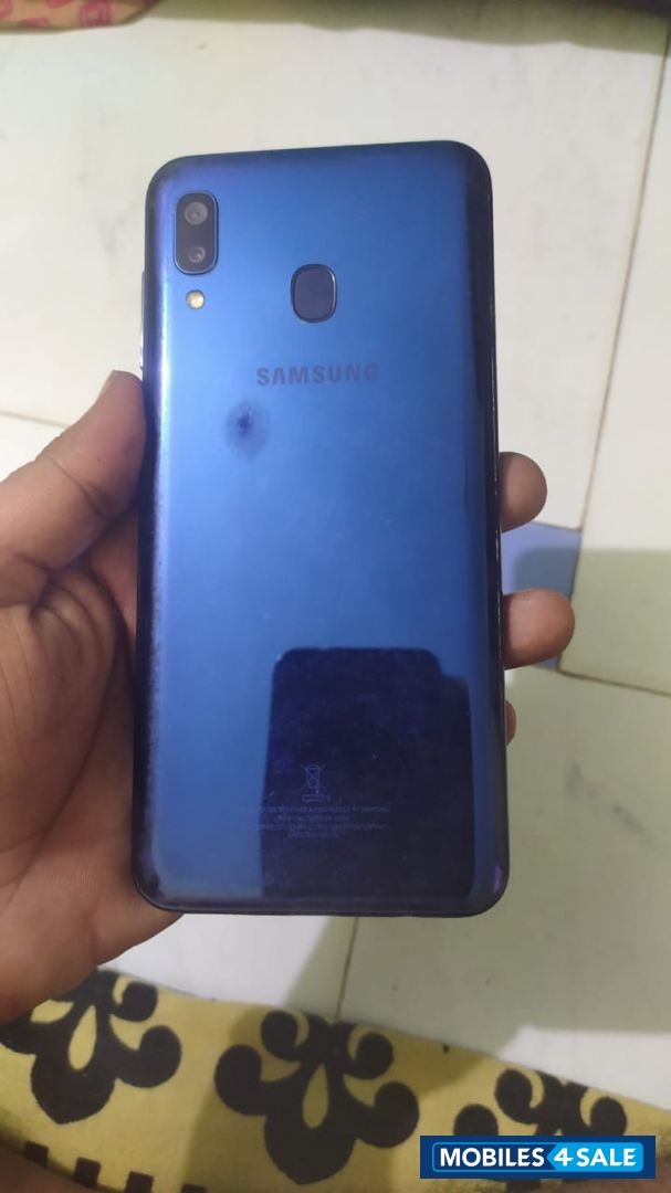 Samsung  Galaxy A20