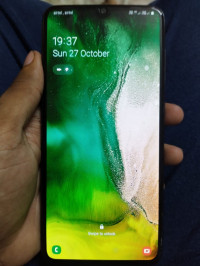 Samsung  Galaxy a70