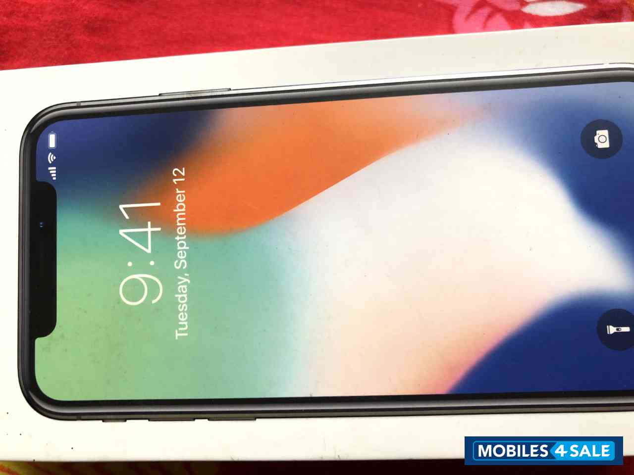 Apple iPhone X Apple iPhone X