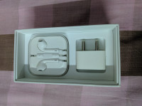 Gold Apple iPhone SE