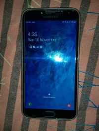 Samsung  J4