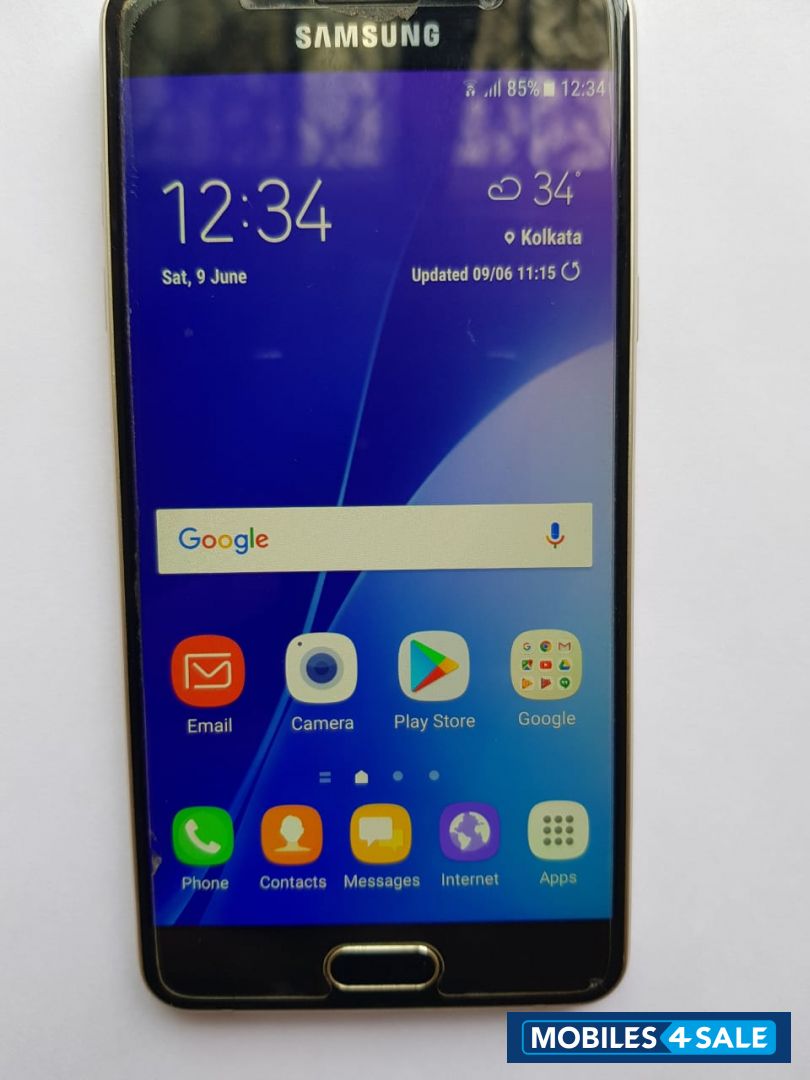 Gold Samsung Galaxy A5 2016
