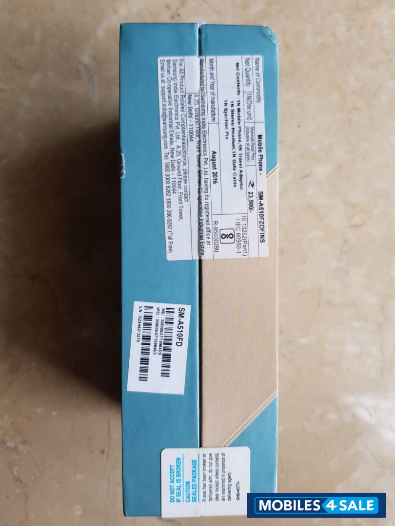 Gold Samsung Galaxy A5 2016