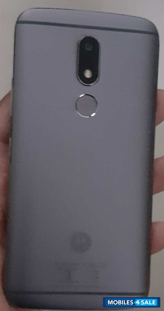 Motorola  Moto M