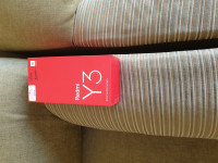 Black Xiaomi Redmi Y3