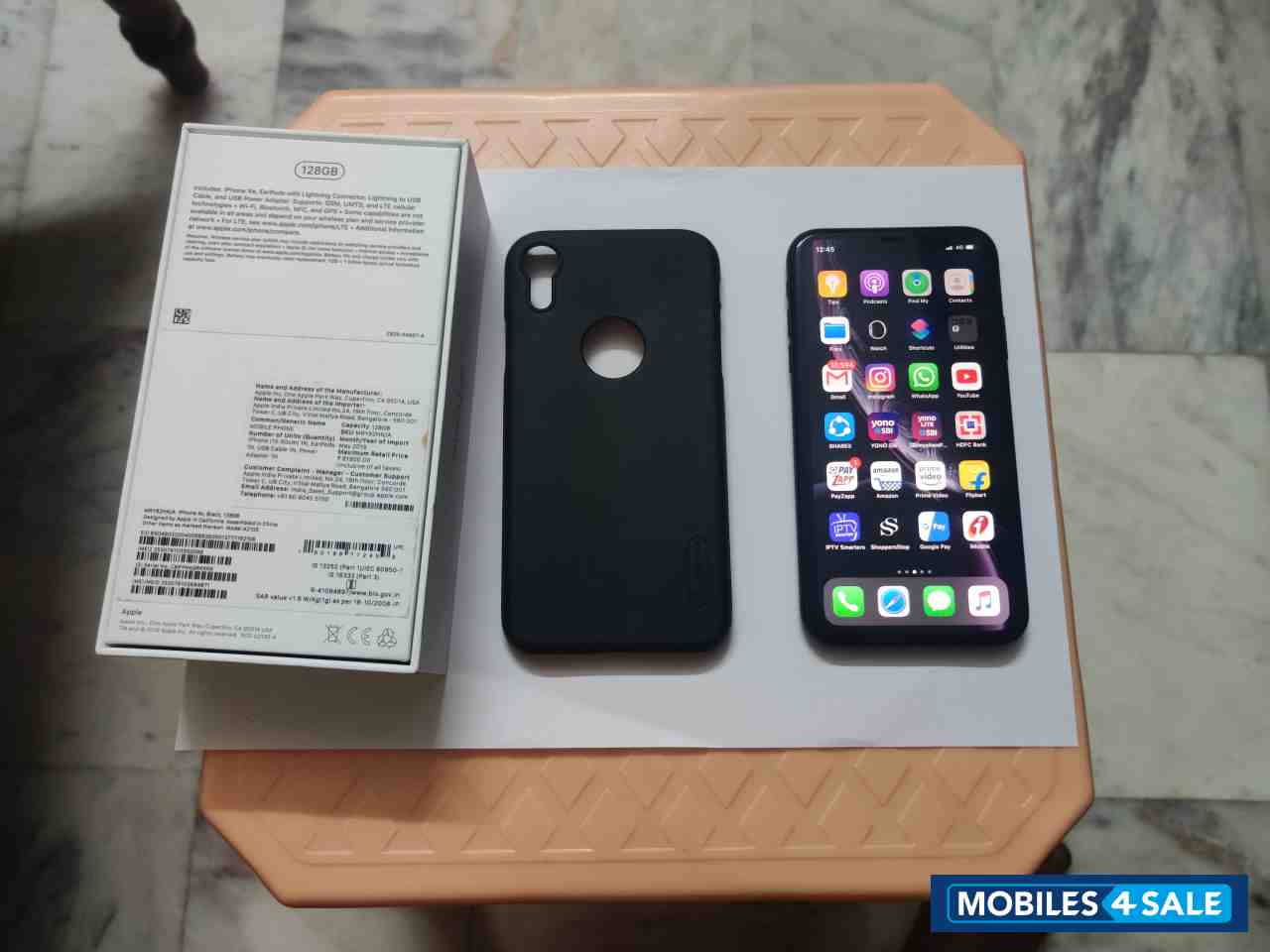 Black Apple  iphone xr