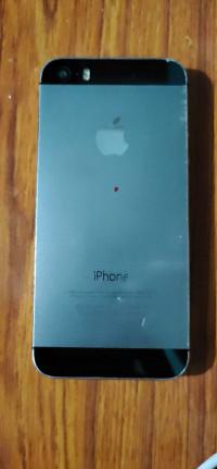 Apple  iPhone 5s 32GB