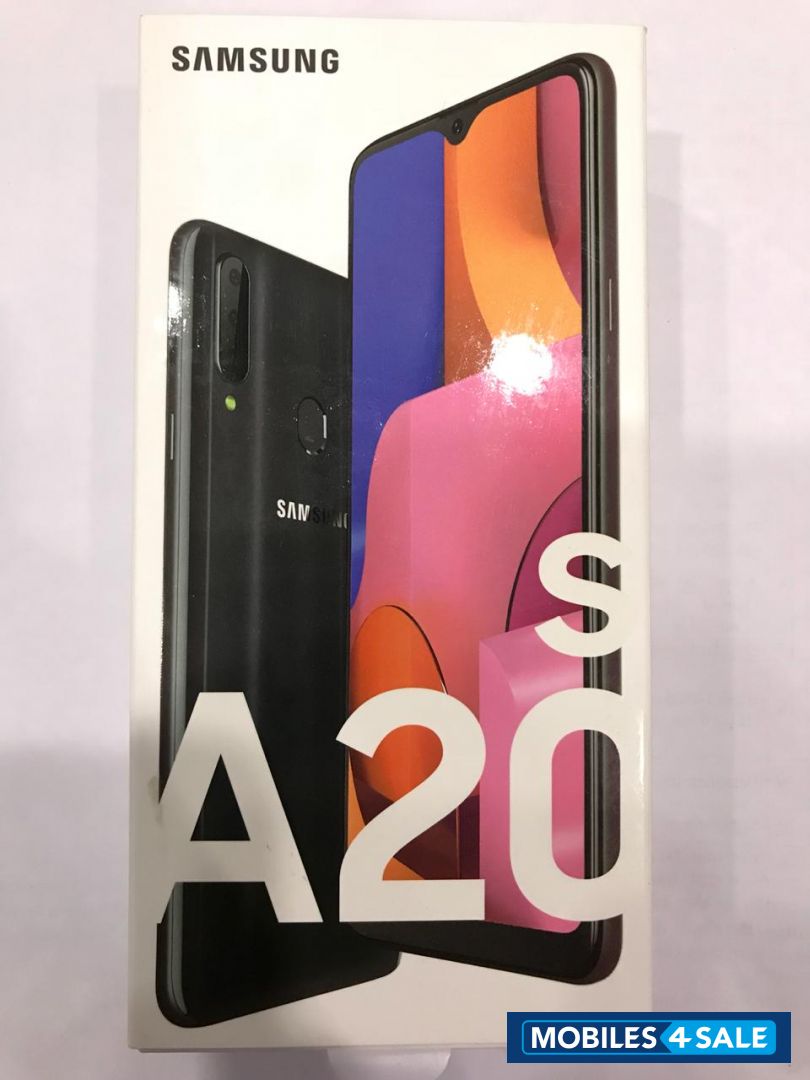 Black Samsung  Galaxy A20S