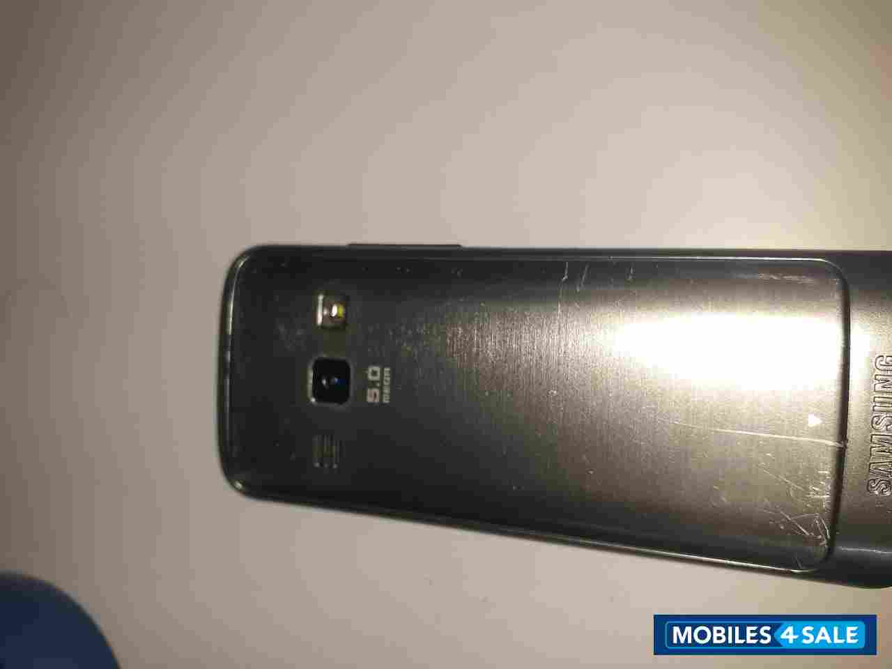 Samsung  S5610 primo