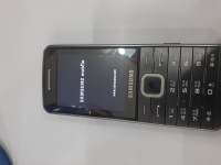 Samsung  S5610 primo