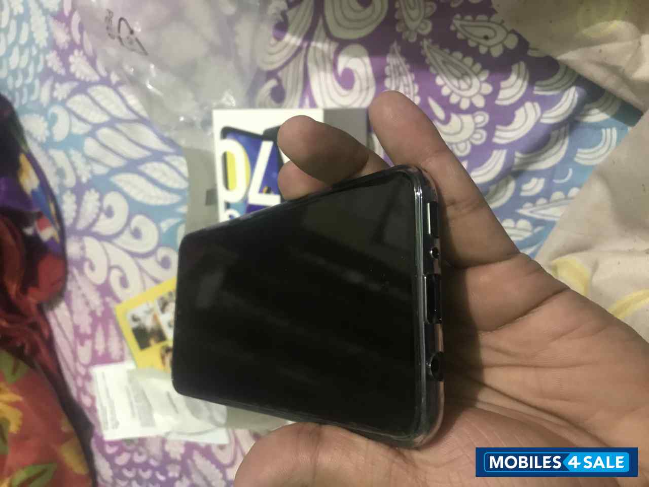 Samsung  Galaxy A70s 8 gb ram