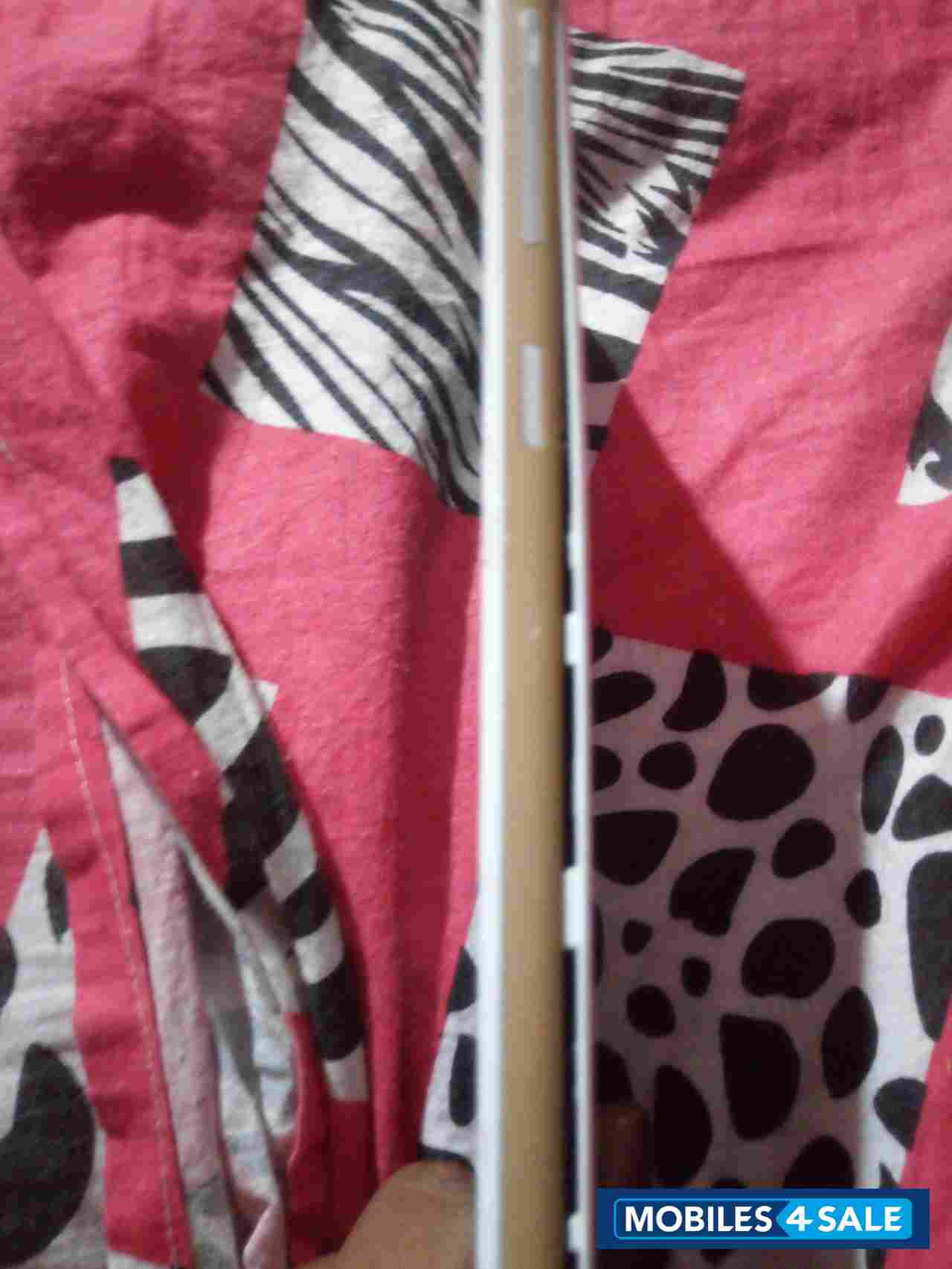 White HTC Desire 826