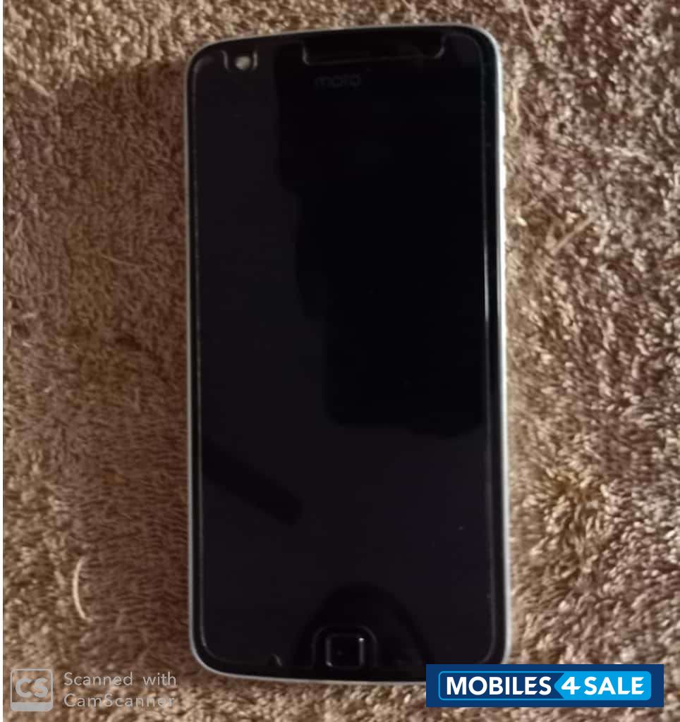 Motorola  moto z play