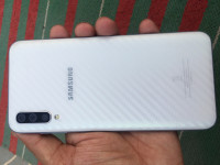 Samsung  Galacy A50