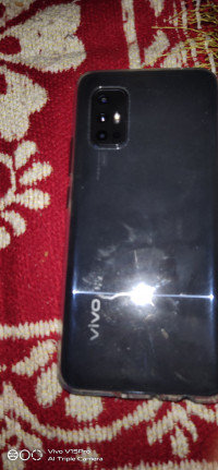 Vivo  V17