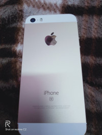 Apple  iPhone SE