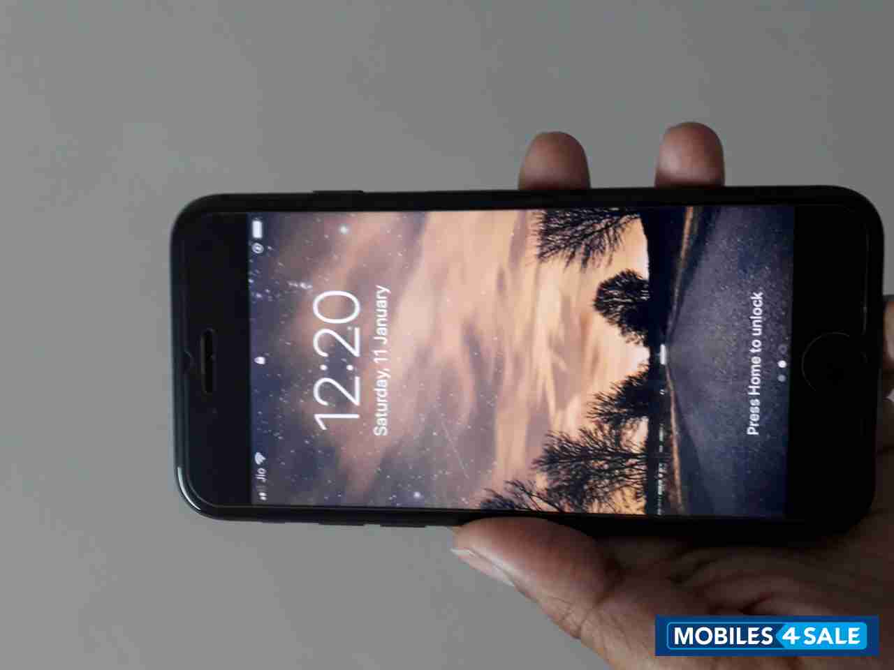 Space Grey Apple iPhone 8