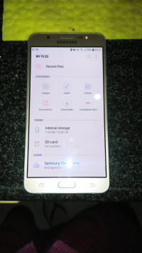 Samsung  Galaxy j7